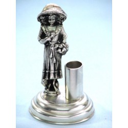 Stojak na długopis lub wykałaczki z figurką dziewczynki- plater