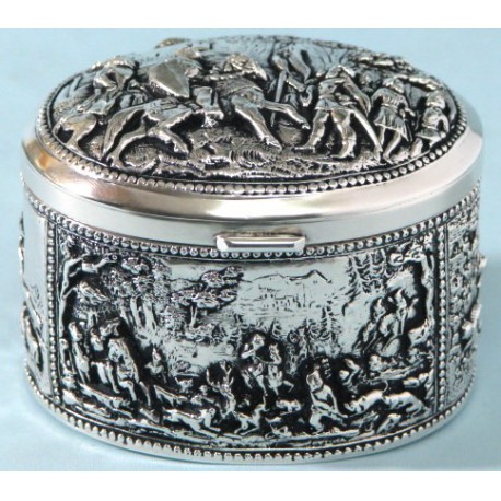 Scenki rodzajowe-szkatułka posrebrzana rycerska