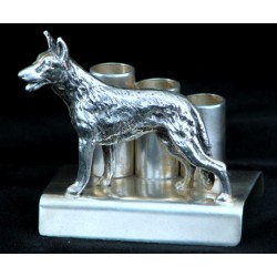 Oryginalny gadżet na biurko - stojaczek na długopisy z owczarek