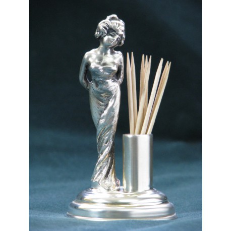 Wykałacznik "Dama w sukni"- gadżet kuchenny